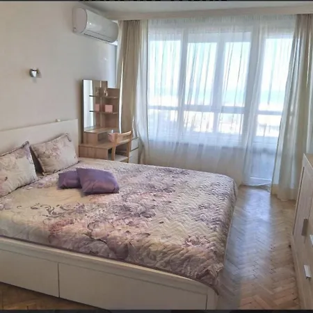 2-bedroom With The Sea View * بورغاس